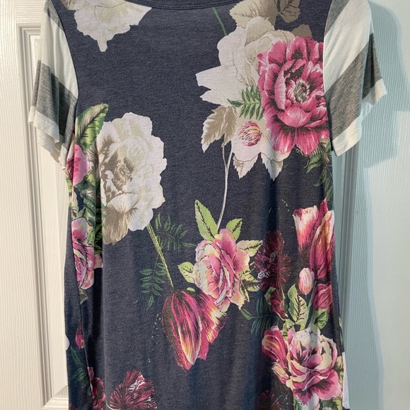 SS Tee - Picture 2 of 2